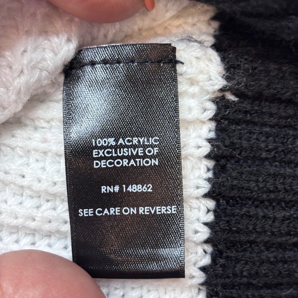 Torrid "Je T'aime" Knit Sweater Plus Size 3 Women's Black pink‎ white - Picture 6 of 7